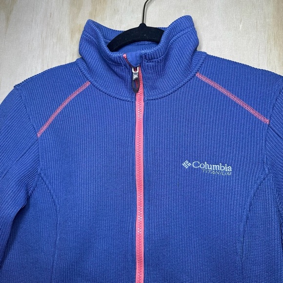 Blue Columbia Sportswear women's zip-up jacket with pink accents size medium - Picture 2 of 13